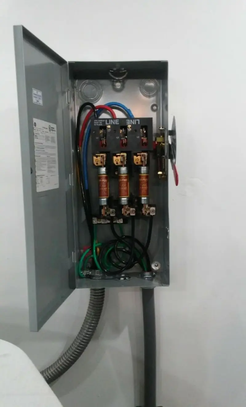 Three-phase disconnect switch installed for Electrical Wiring & Rewiring in Potter